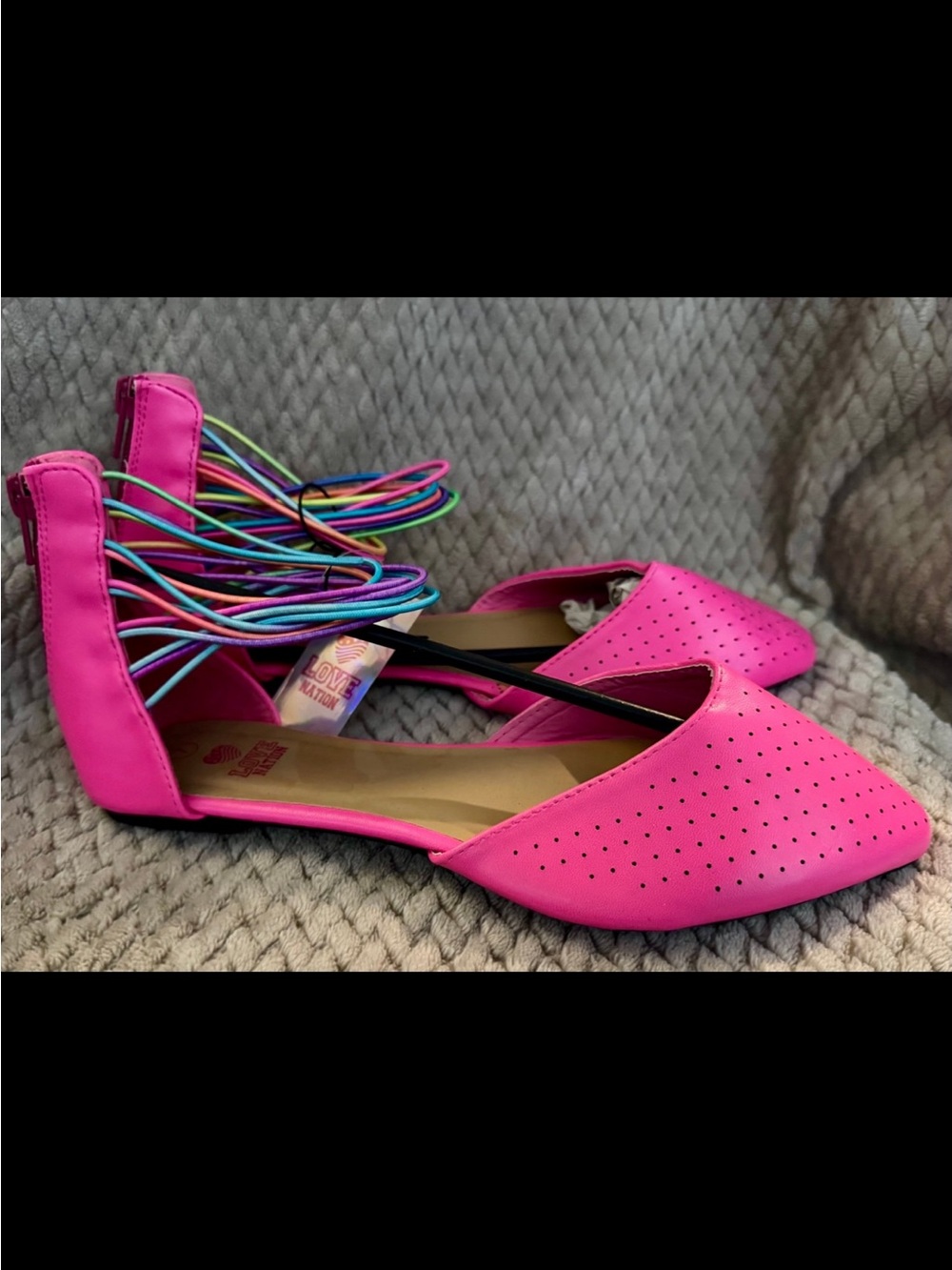 Women’s Hot Pink Pointed D'Orsay Flats with Multicolor Straps size 7